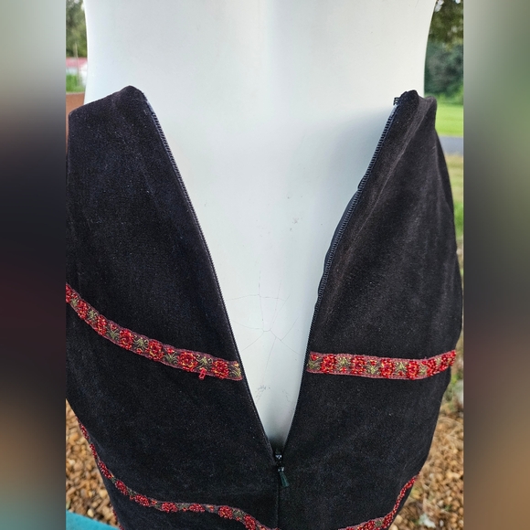 Silk Club Beaded 3pc Skirt & Sweater Set - Picture 12 of 16